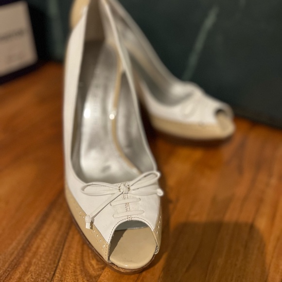 Marc Fisher Peep Toe Oxford Pump in Tan and White - Picture 4 of 5